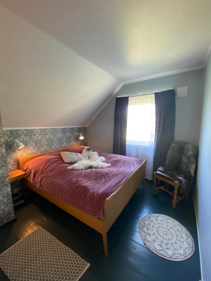 Unique And Charming Holiday Home With Fantastic Sea Views Тромсьо Екстериор снимка