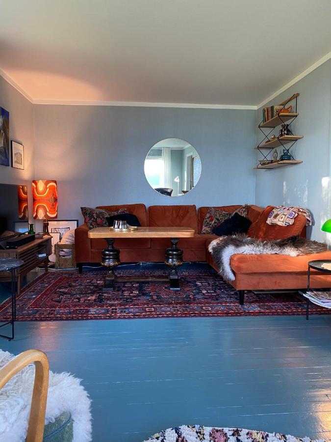 Unique And Charming Holiday Home With Fantastic Sea Views Тромсьо Екстериор снимка